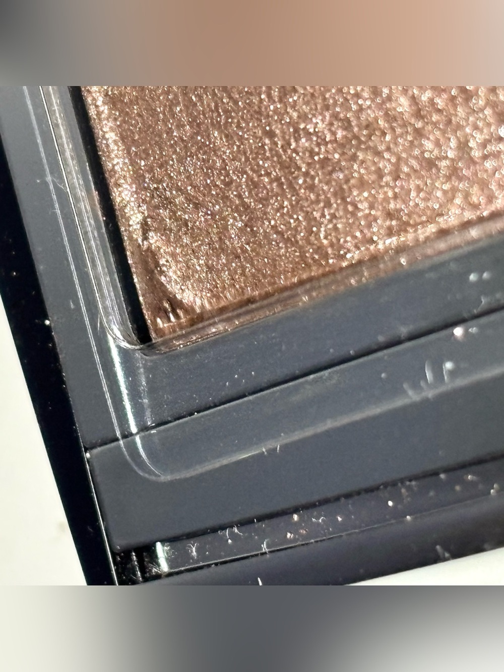 (Chipped) - Dior Mono Couleur Couture Eyeshadow 658 Beige Mitzah - Picture 3 of 5